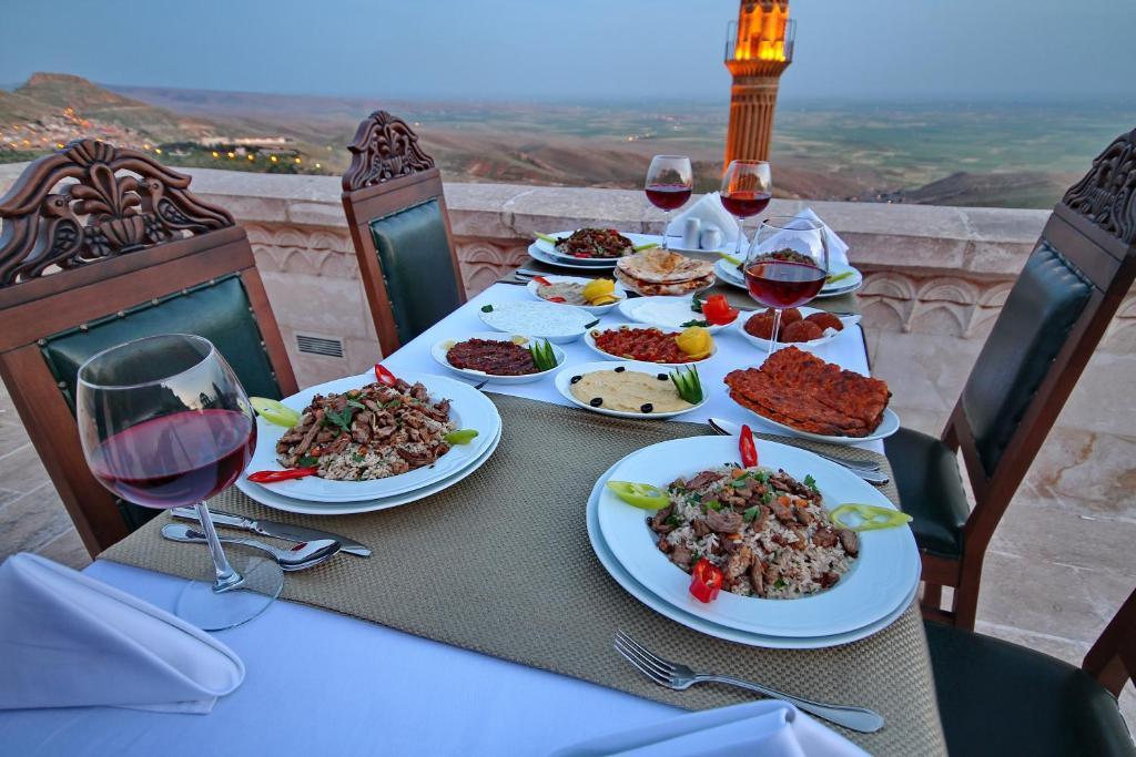 Izala Boutique Hotel Mardin Exteriör bild